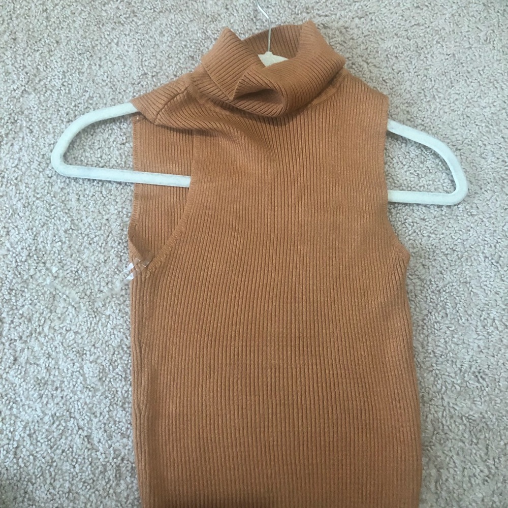 Kendall and kylie sleeveless knit top